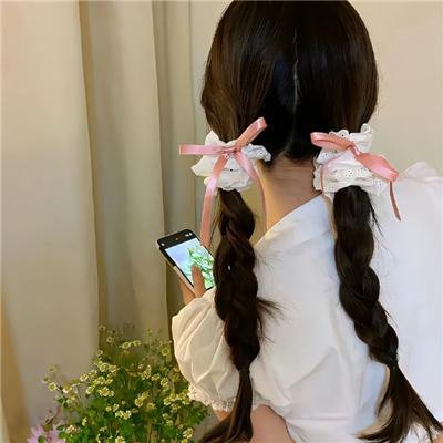 卿何薄命之羔羊少女海报